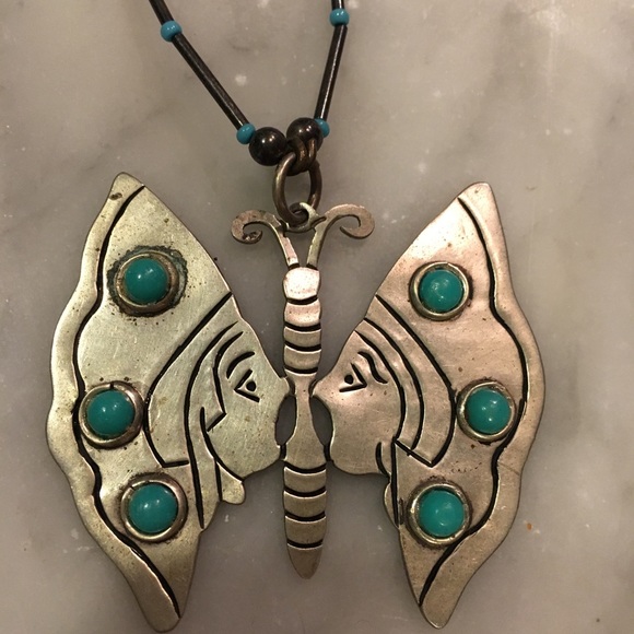 Jewelry - TURQUOISE & SILVER BUTTERFLY CHOCKER
